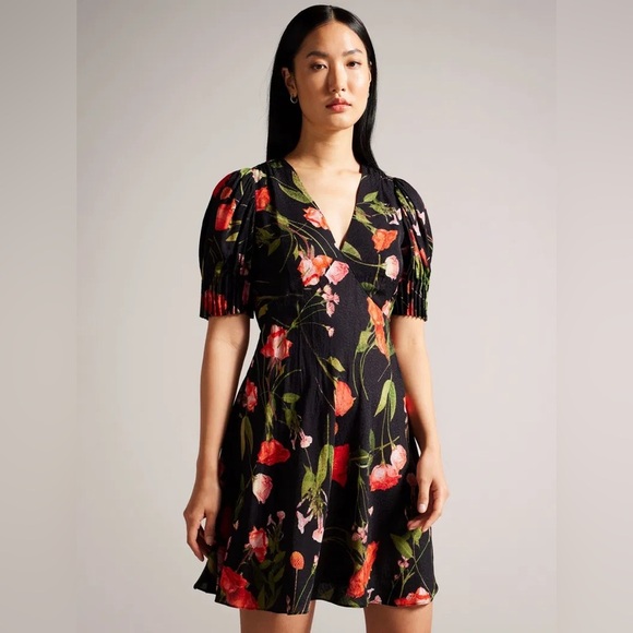 NWT Ted Baker Sienno Puff Sleeve Floral Jacquard Mini Tea Dress 3 / US 8 - Picture 1 of 13